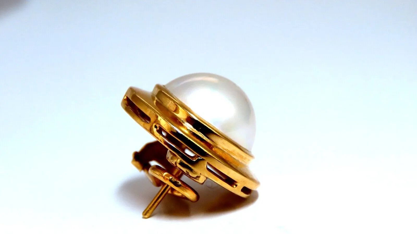 12mm Mabe Pearls Earrings 14kt Gold
