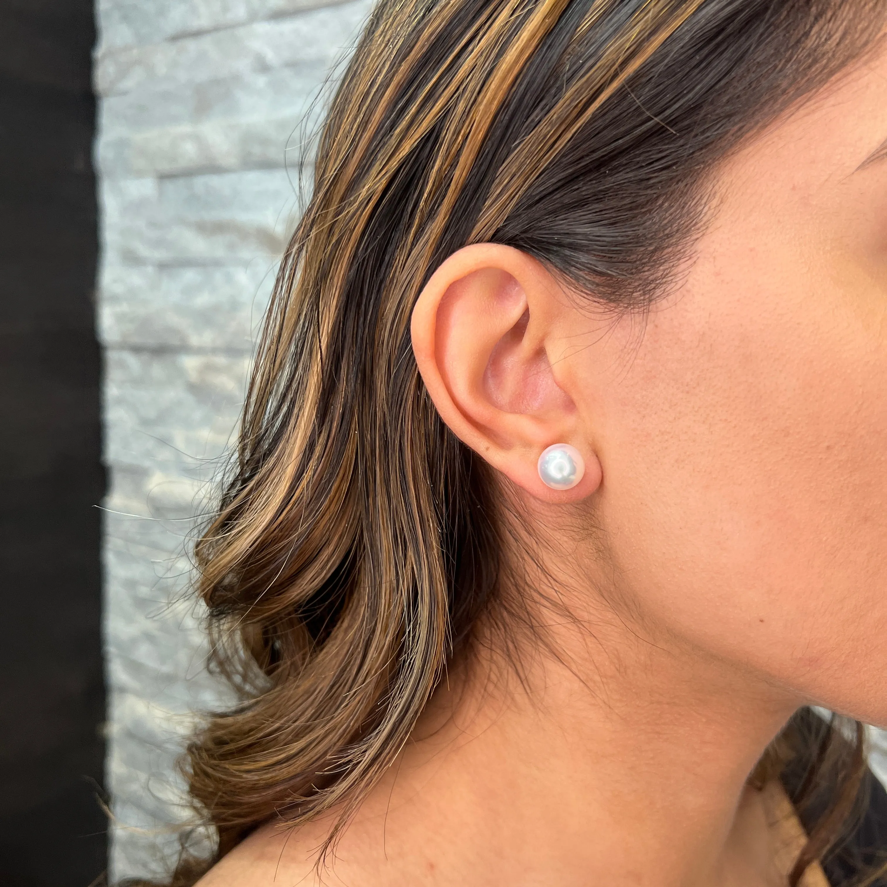 14K Yellow Gold (9-10mm) South Sea Pearl Earrings