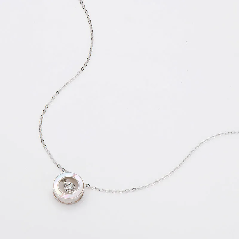 18K Gold 0.021ct Natural Diamond 0.45ct Mother-Of-Pearl Circle Dancing Pendant Necklace