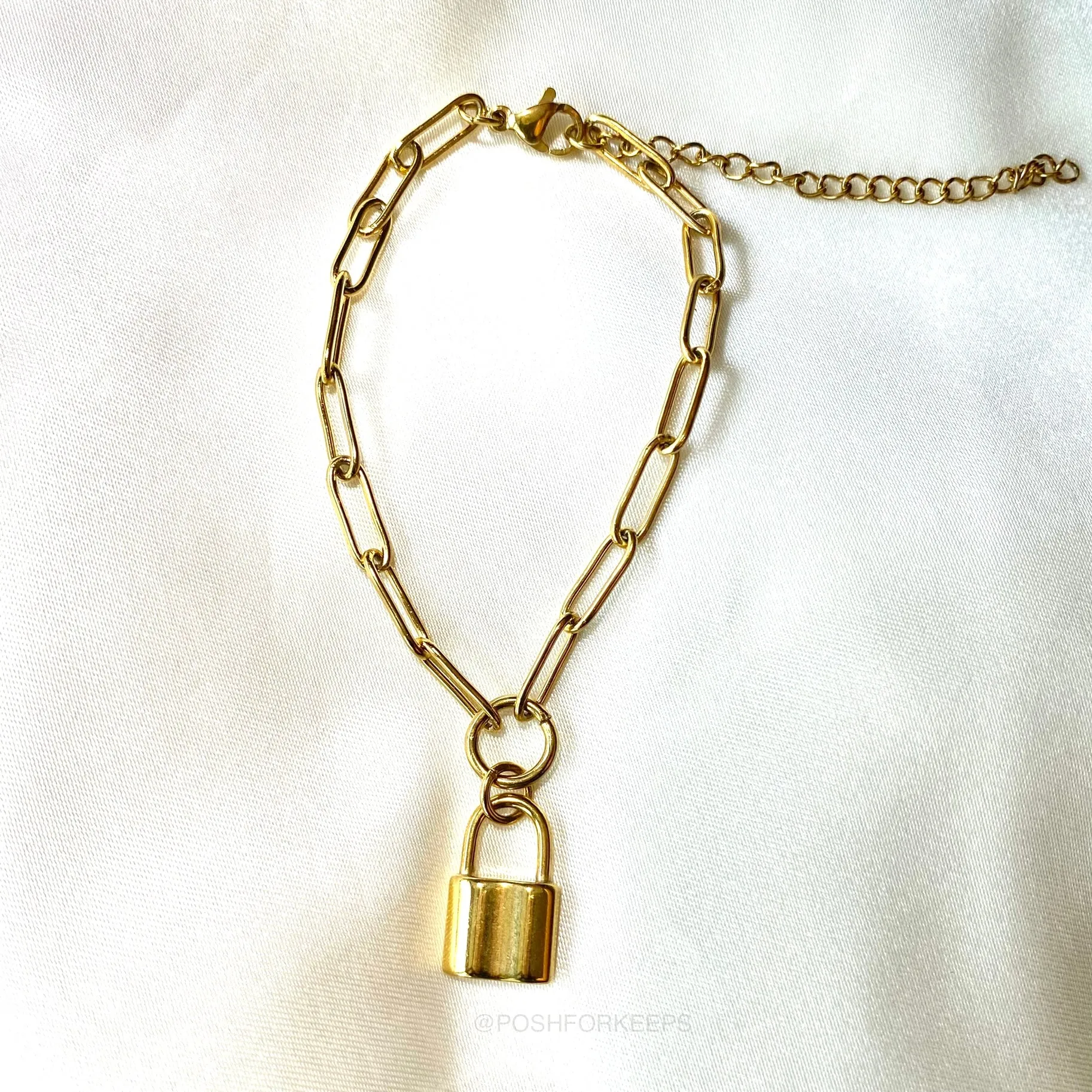 18K GOLD PAPER CLIP PADLOCK BRACELET