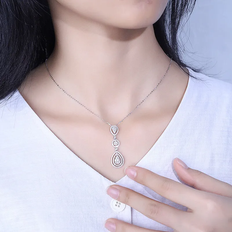 18K Gold Pear-shaped Teardrop Pendant Necklace Exclusively Handcrafted 1.05 Carat Natural Diamond (H-F Color, VS1-VS2 Clarity)