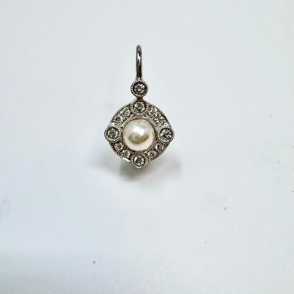 18K White Gold Diamond and Pearl Earrings