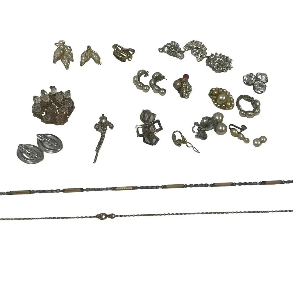 20  Pc Broken Vintage Earrings Brooches Chains Jewelry Findings Craft Supply Lot