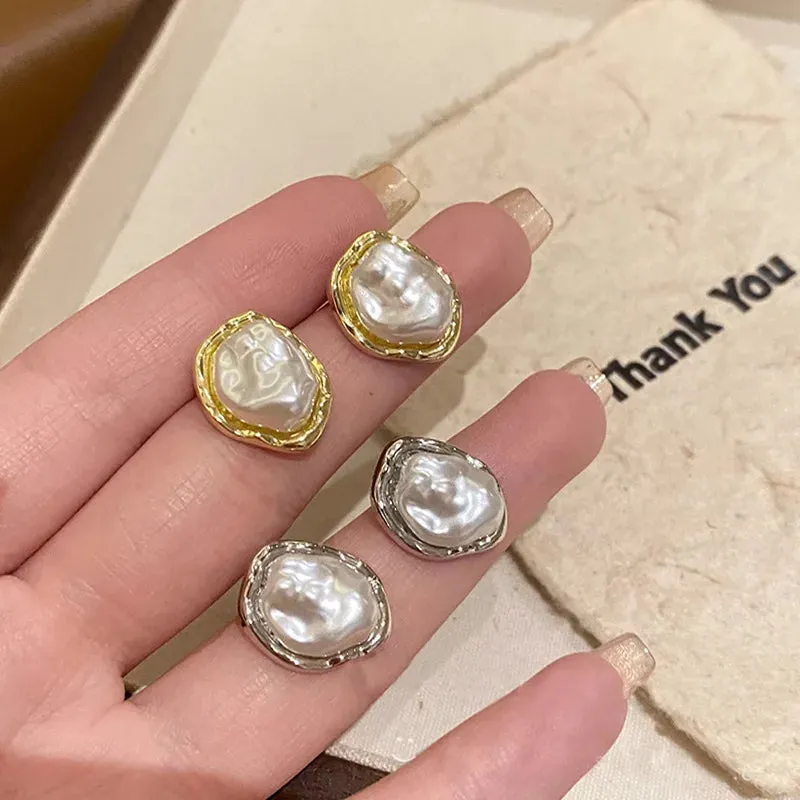 2024 New Fashion Metal Irregular Pearl Stud Earrings For Women Vintage Elegant Imitation Pearl Earrings Wedding Party Jewelry