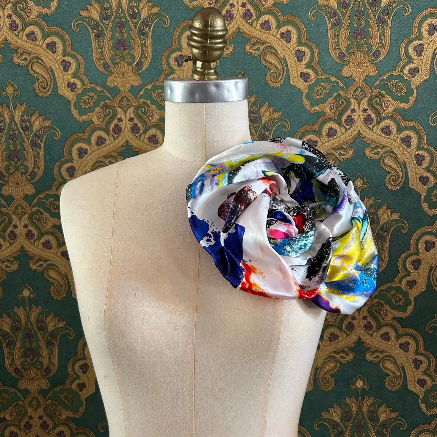 AGWA x ACID.FLWRS x Broochella Fiore d'Art with Vintage Brooch - XL