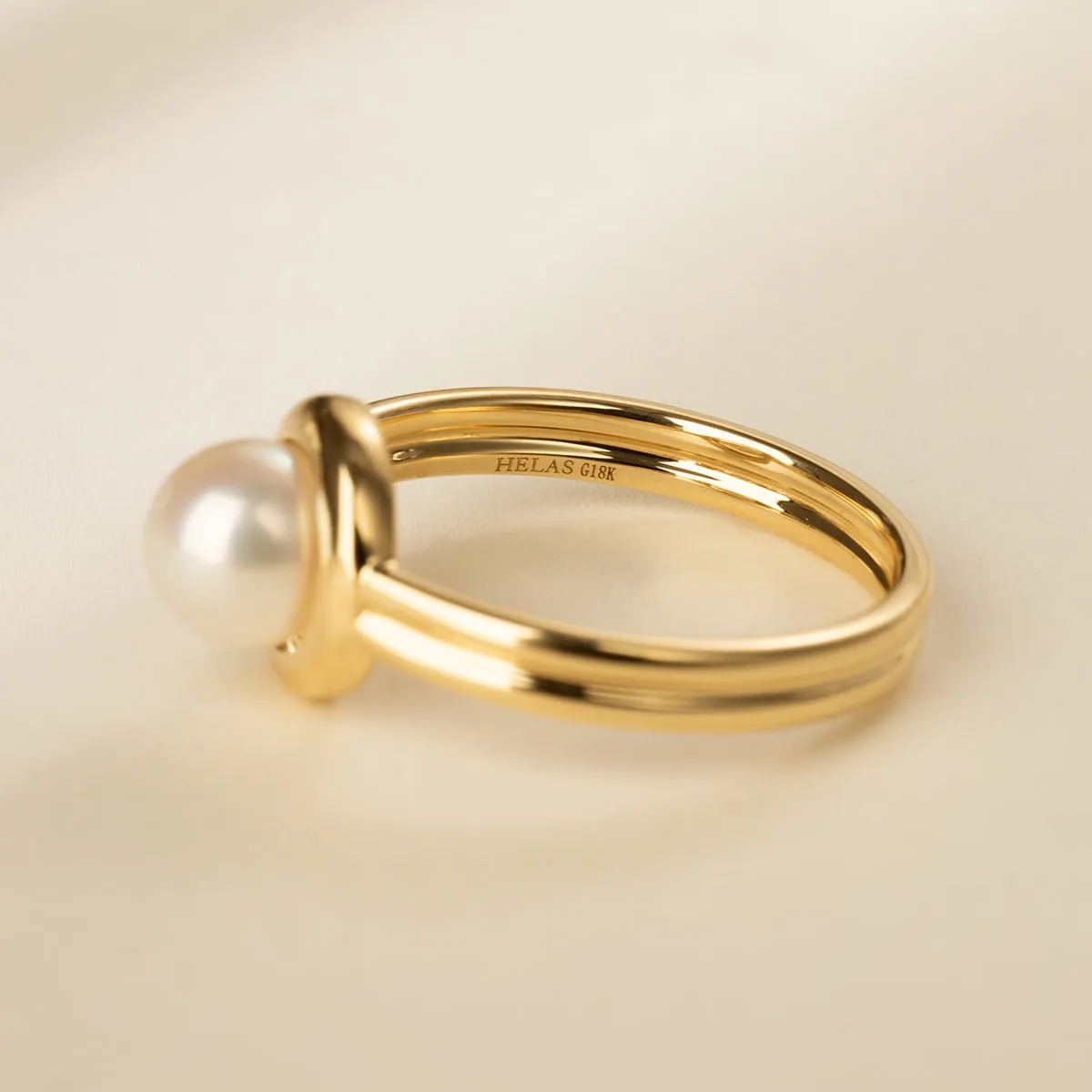 Akoya Pearl 18K Gold Pendulum Ring