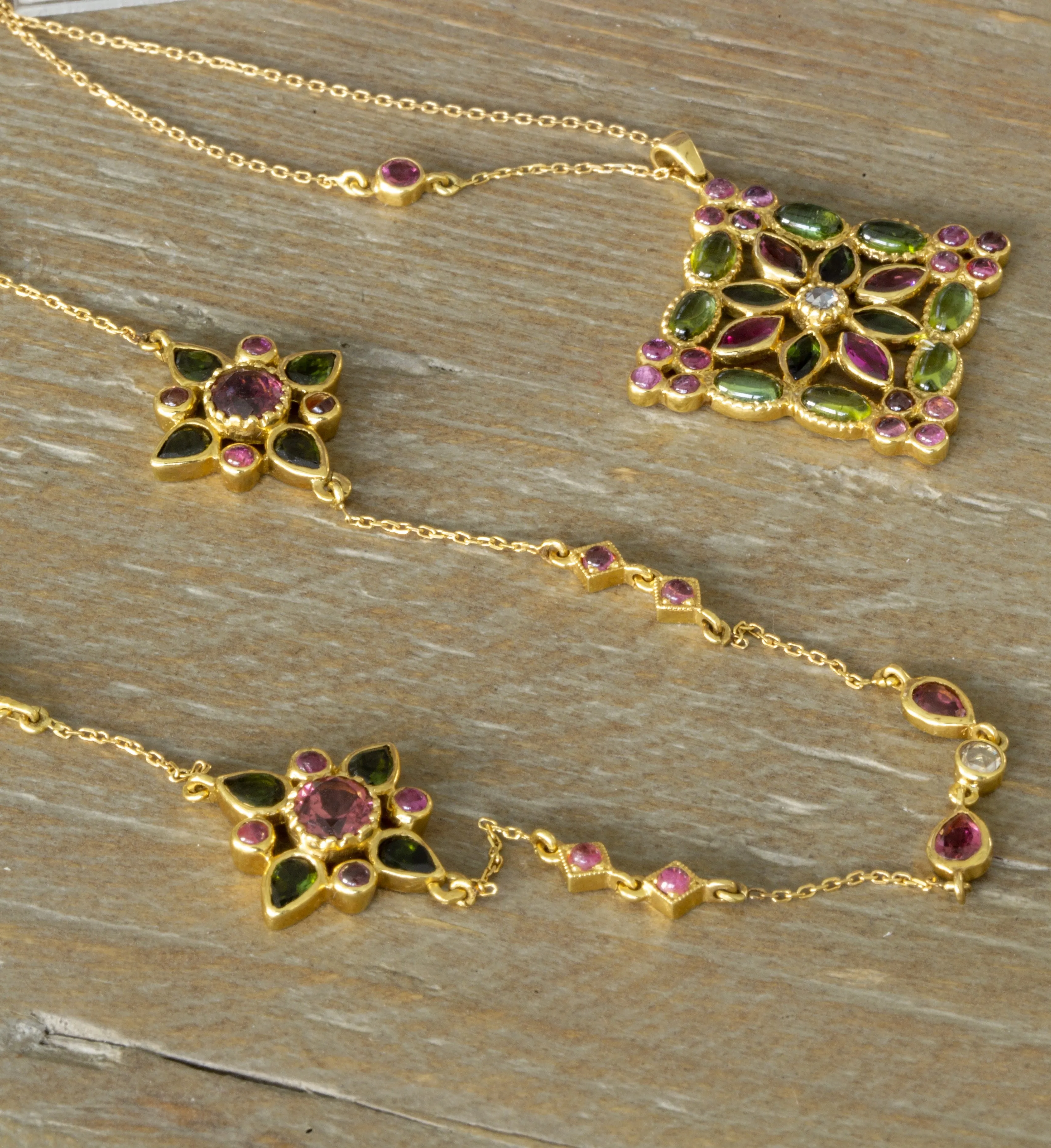 Arabesque Geometric Floral Motif Long Necklace