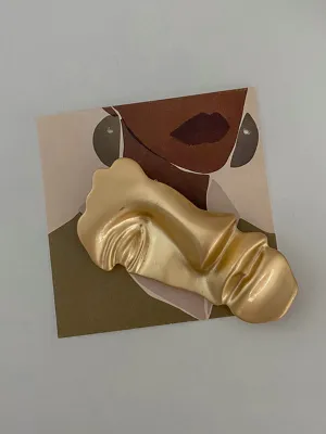 Artistic Retro Vintage Matte Mask Brooch