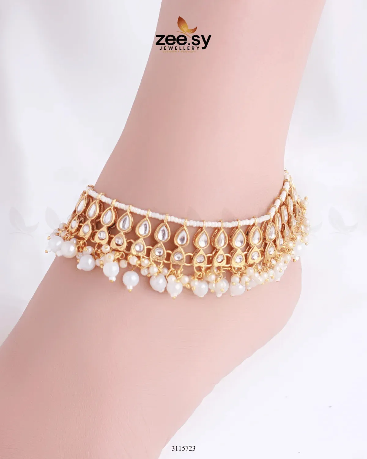 Atefeh Anklet
