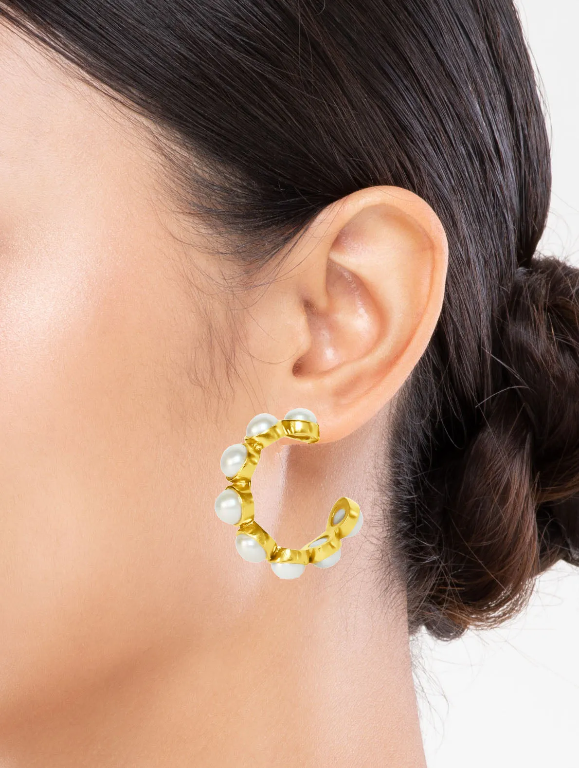 Aurélie Freshwater Pearl Hoop Earrings