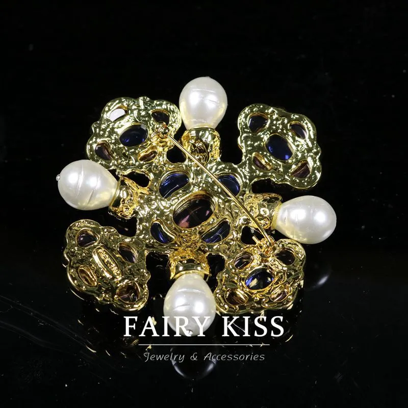 Baroque Courtly Diamond-Encrusted Pearl Flower Brooch