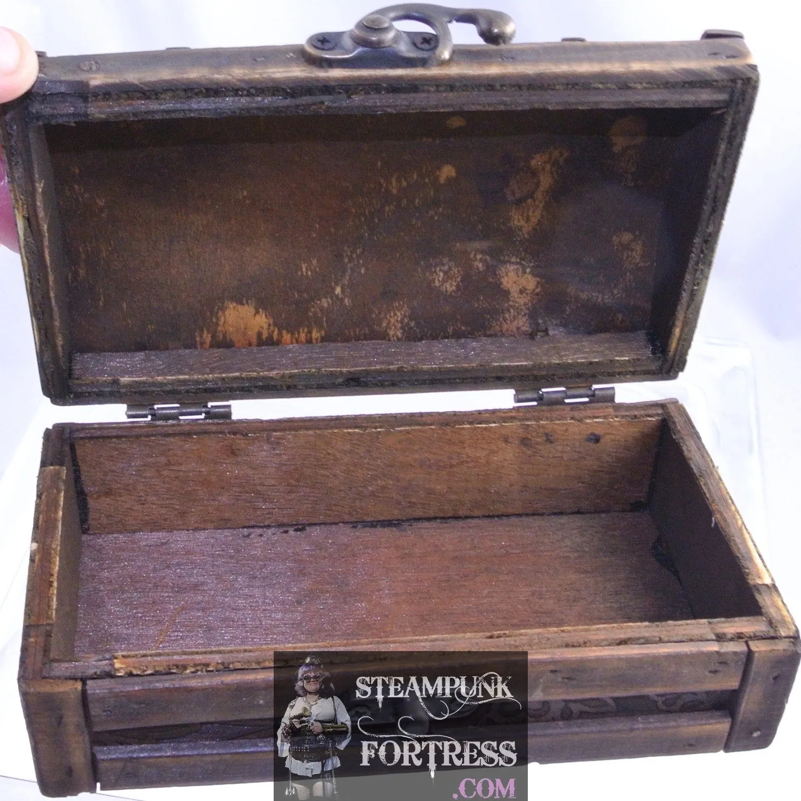 BEAUTIFUL ENGRAVED WOOD BOX FLOWERS FLORAL BRASS INLAY KEEPSAKE TRINKET JEWELRY STEAMPUNK