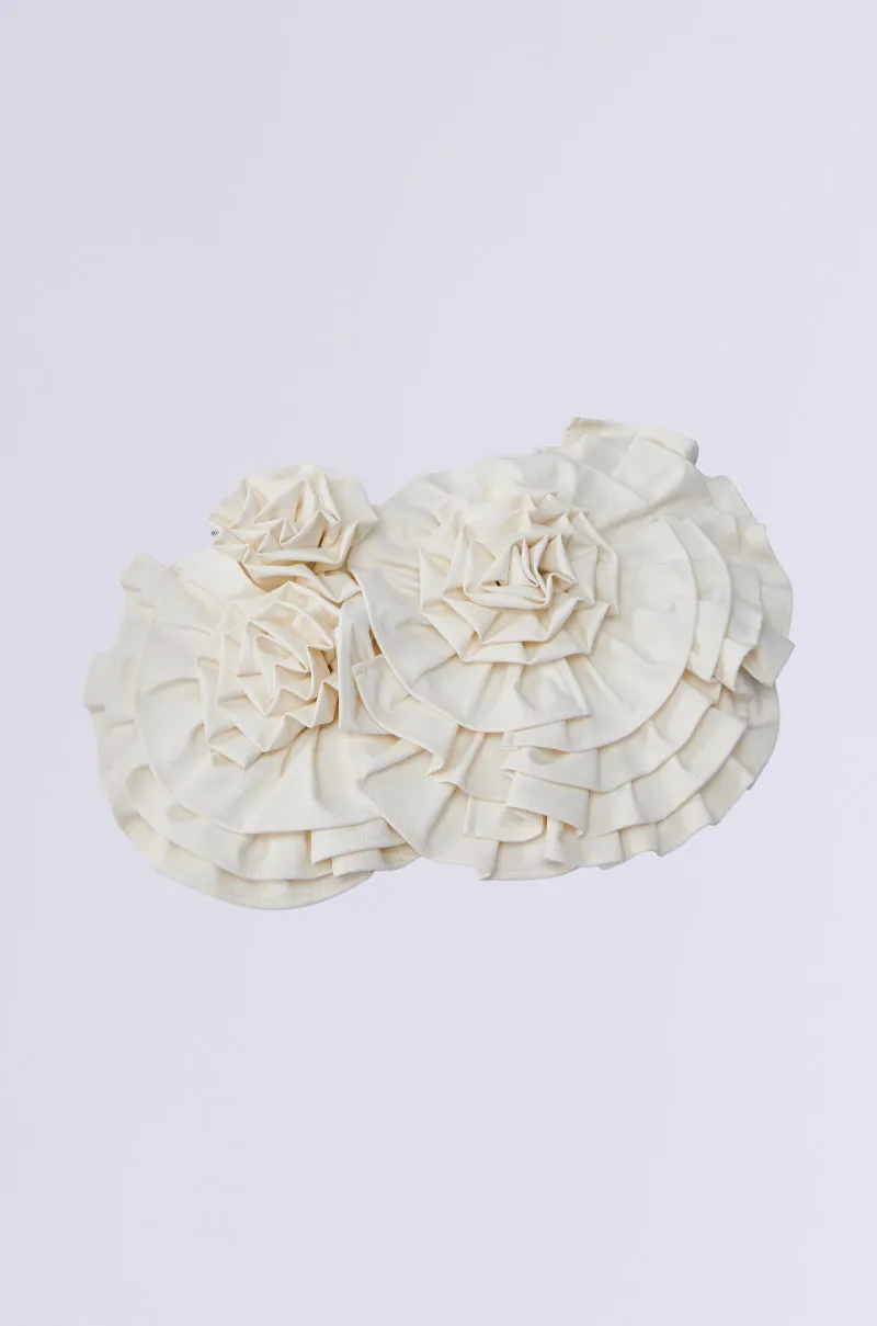 BLOOMING PU OVERSIZED BROOCH