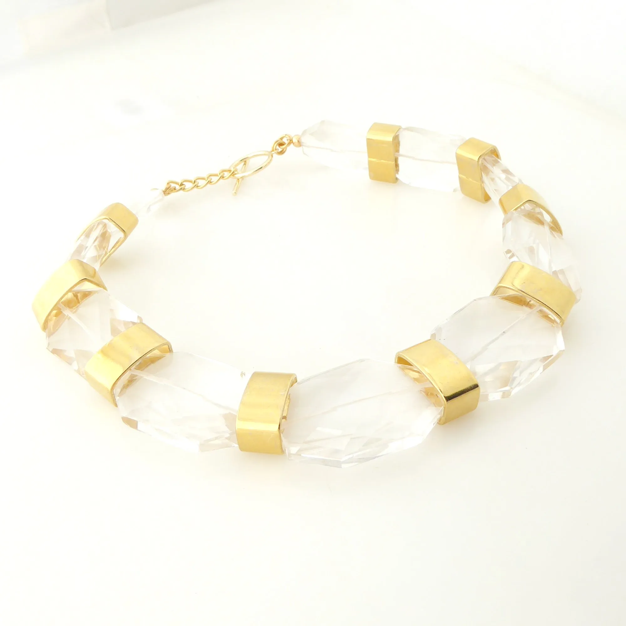 Clear quartz collar necklace