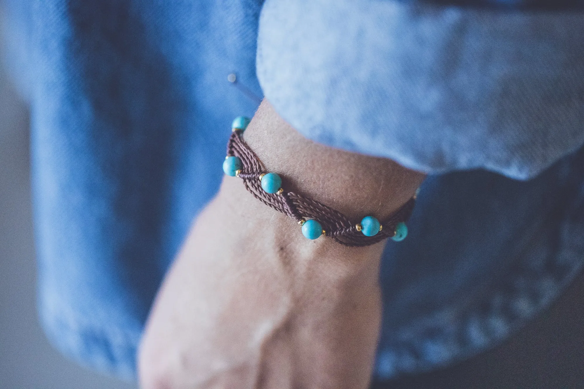 CRYSTAL MACRAME WAVES BRACELET