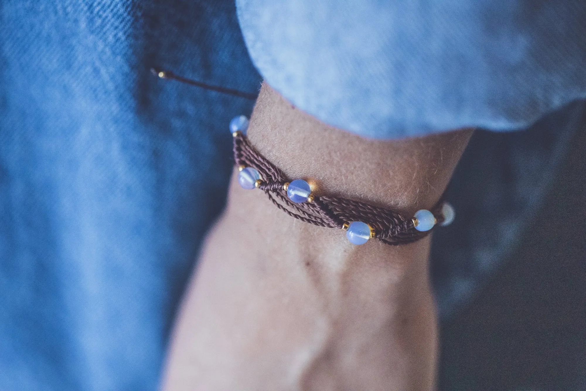 CRYSTAL MACRAME WAVES BRACELET
