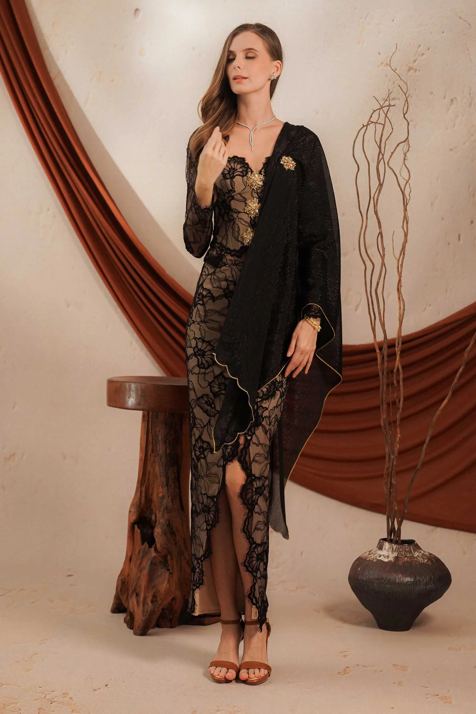 Dania Kebaya Set (Black)