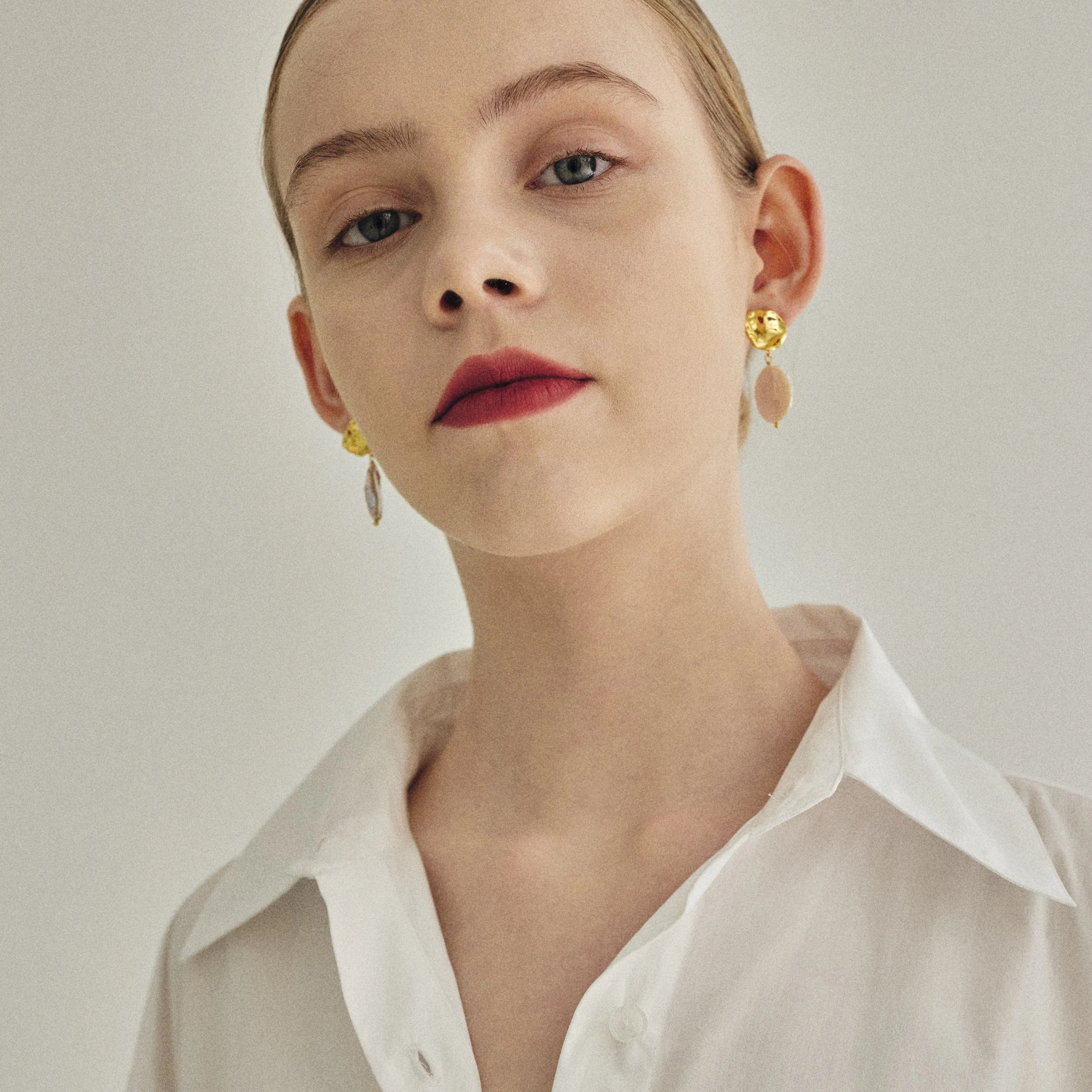 Disk Natural Pearl Drop Earrings