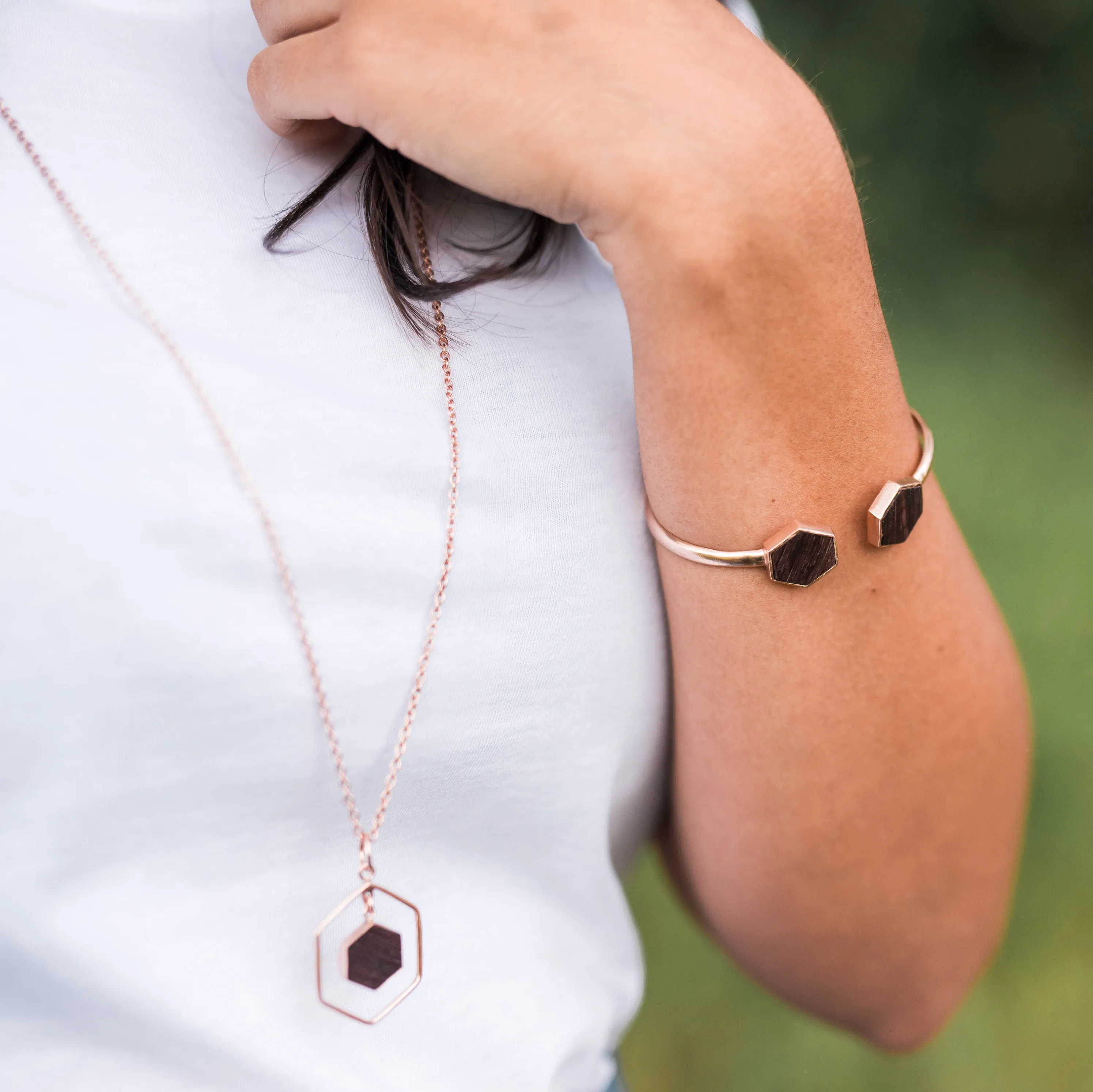 Double Hexagon Barrel Necklace