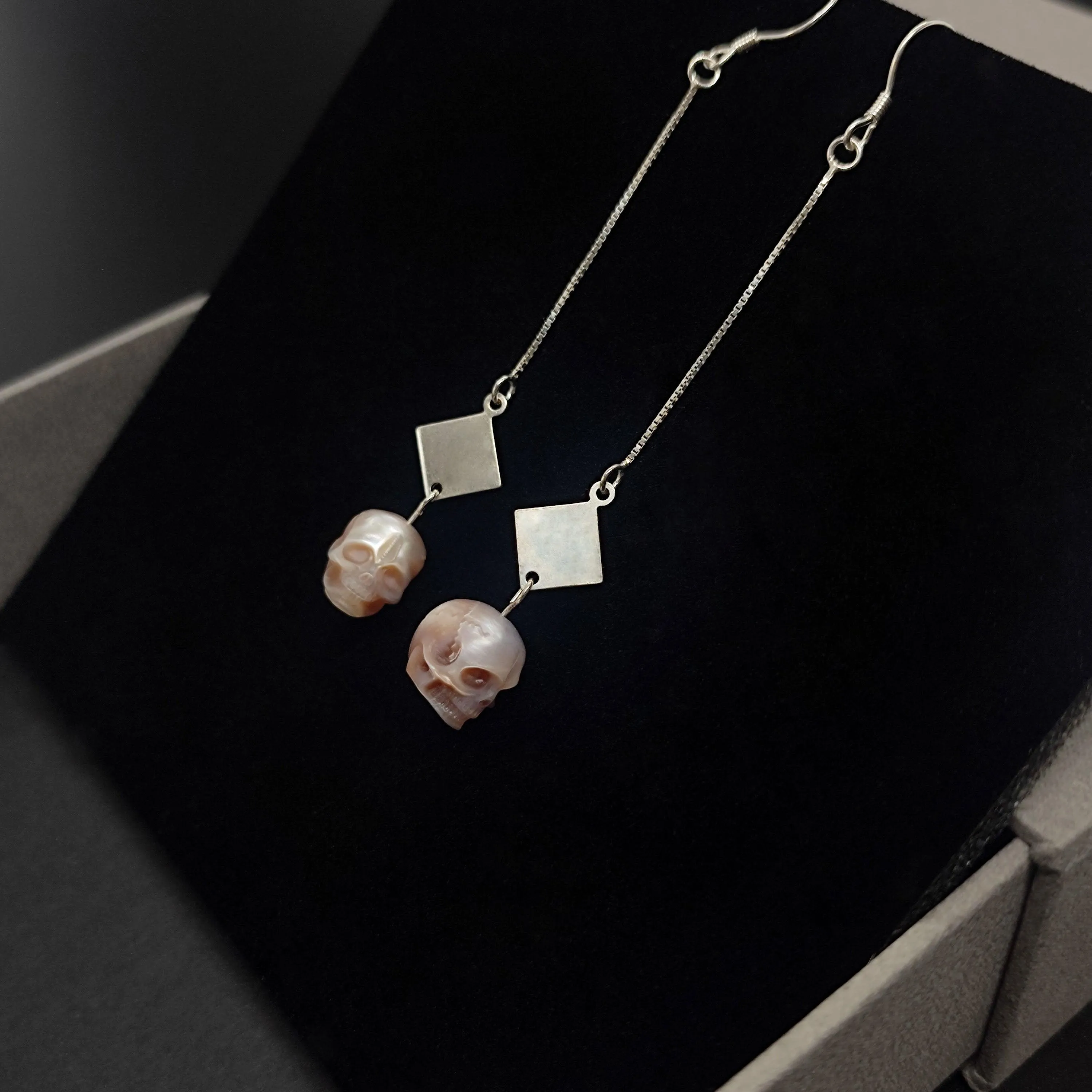 Dream of the Stars and Rivers Pearl Skull Drop Earrings