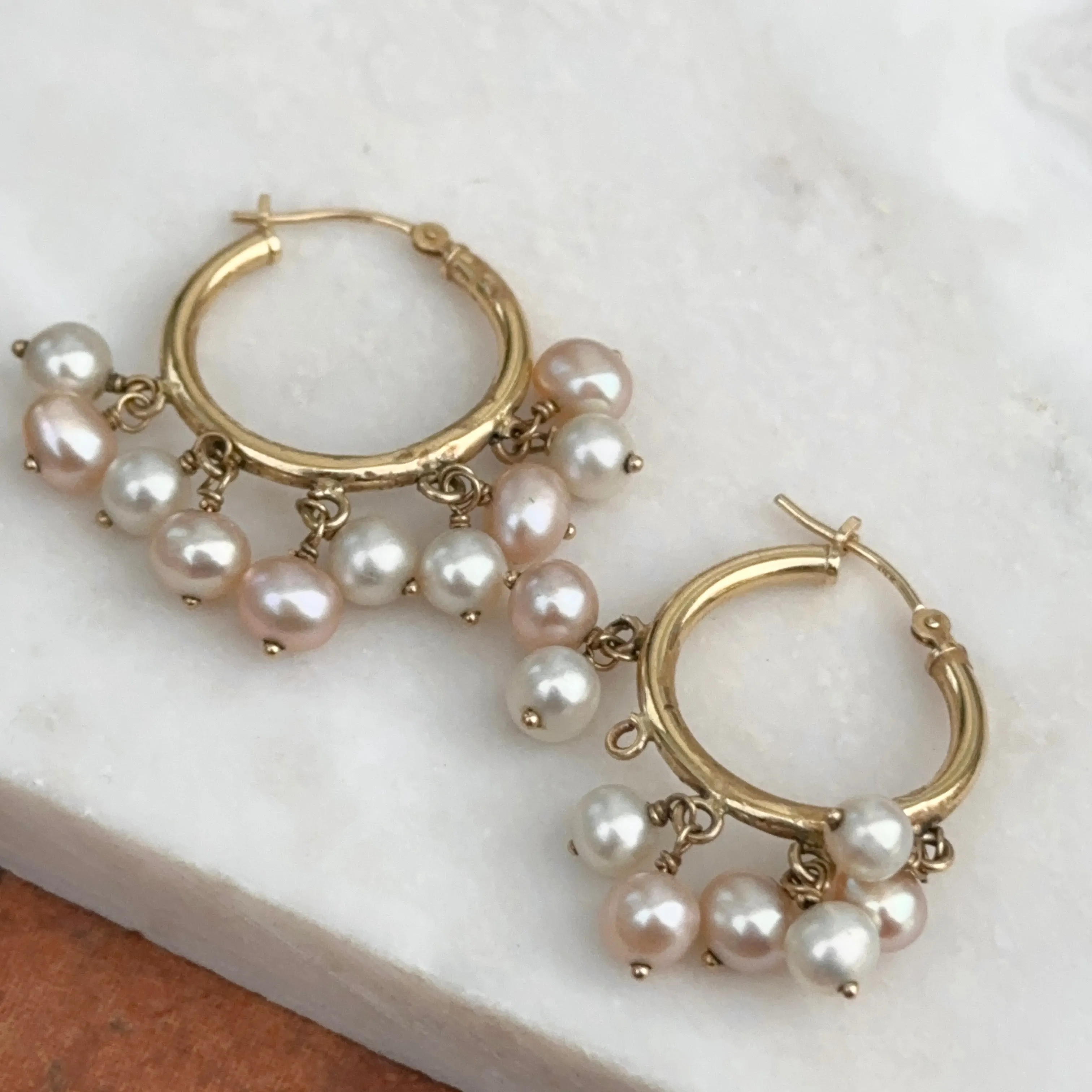 Estate 14KT Yellow Gold Hoop Earrings    Freshwater Pearl Dangles