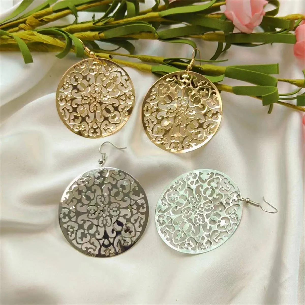 Filigree Disc Earring