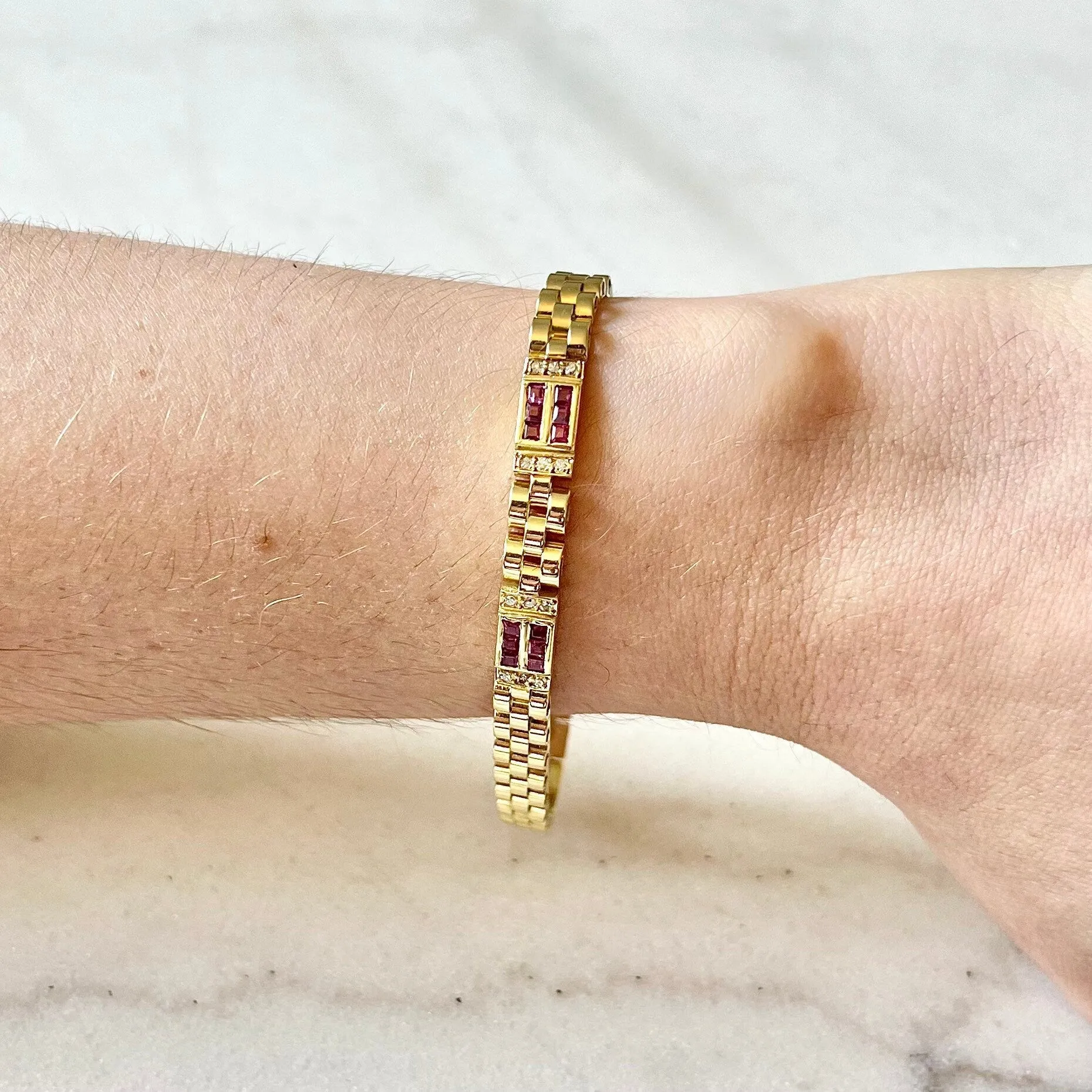 Fine Vintage 18 Karat Yellow Gold Ruby & Diamond Link Bracelet