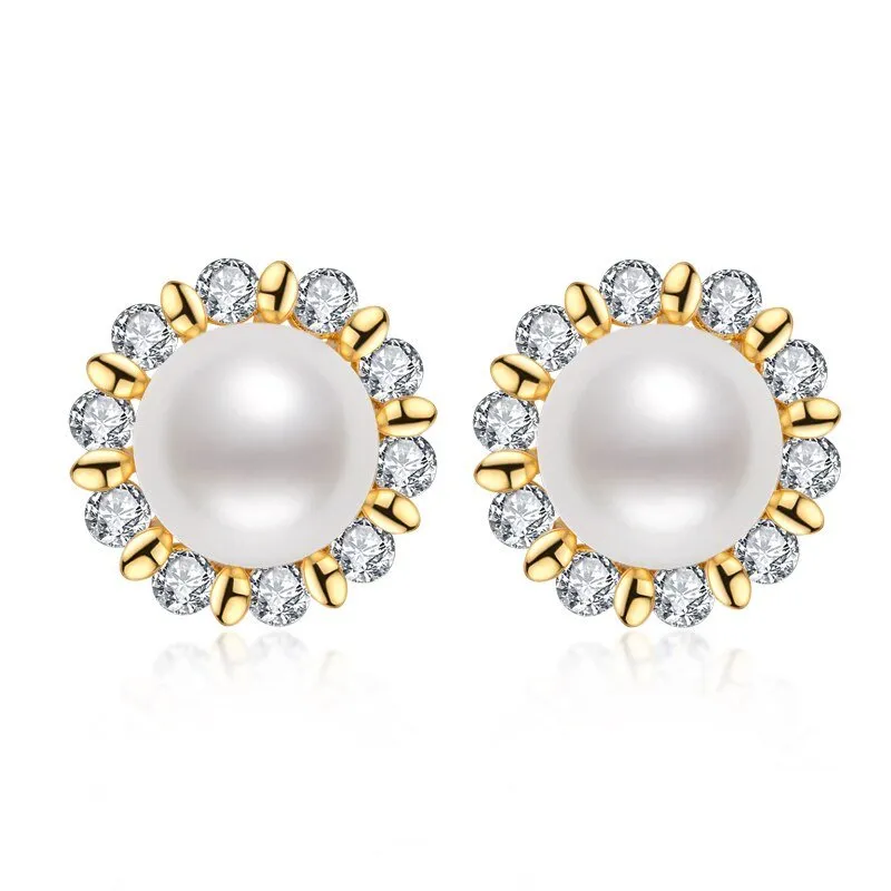 Flower Natural Freshwater Pearl Stud Earrings
