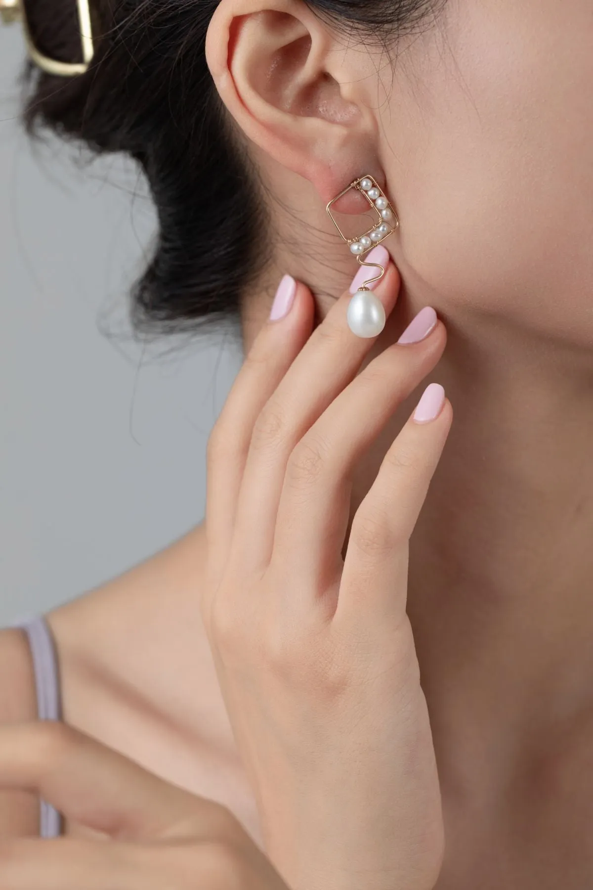 Geometric Series Wave Pearl Teardrop Earrings