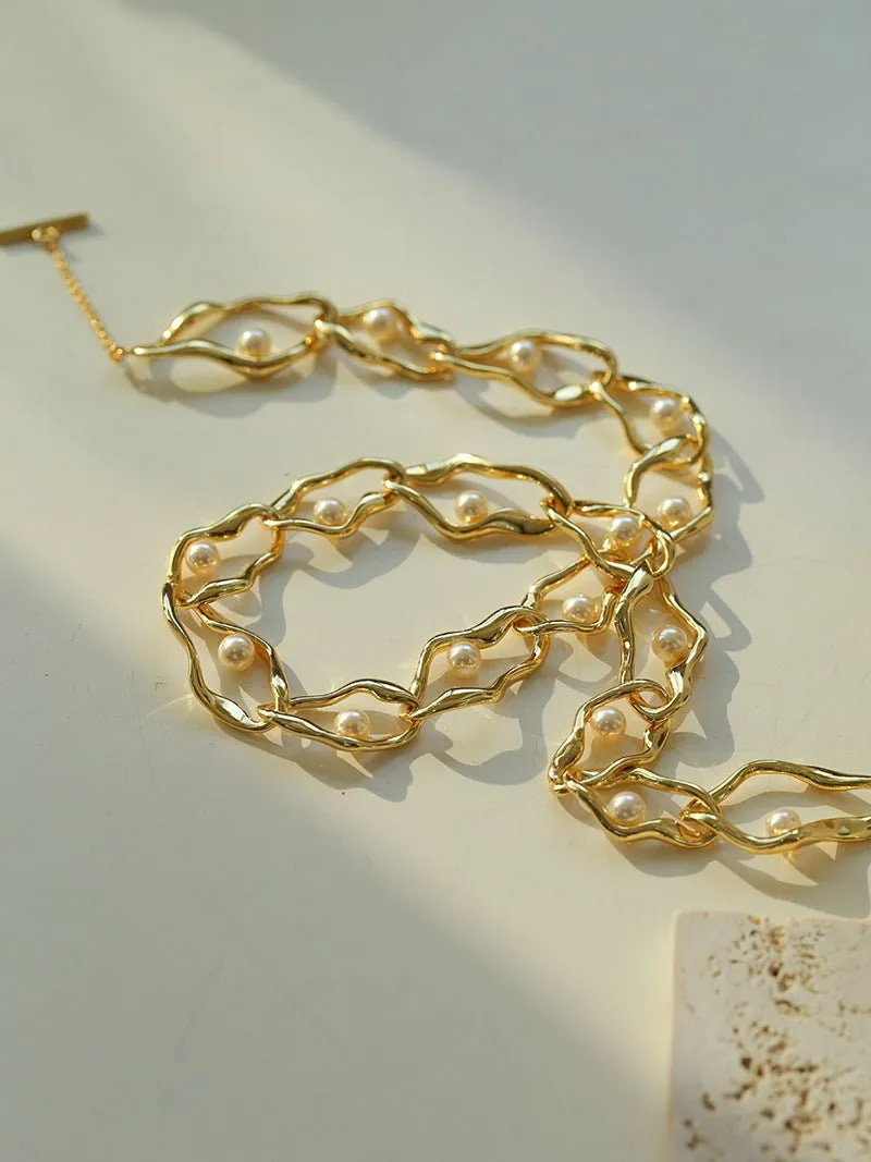 Geometric Twisted Grey Pearl Chain Necklaces