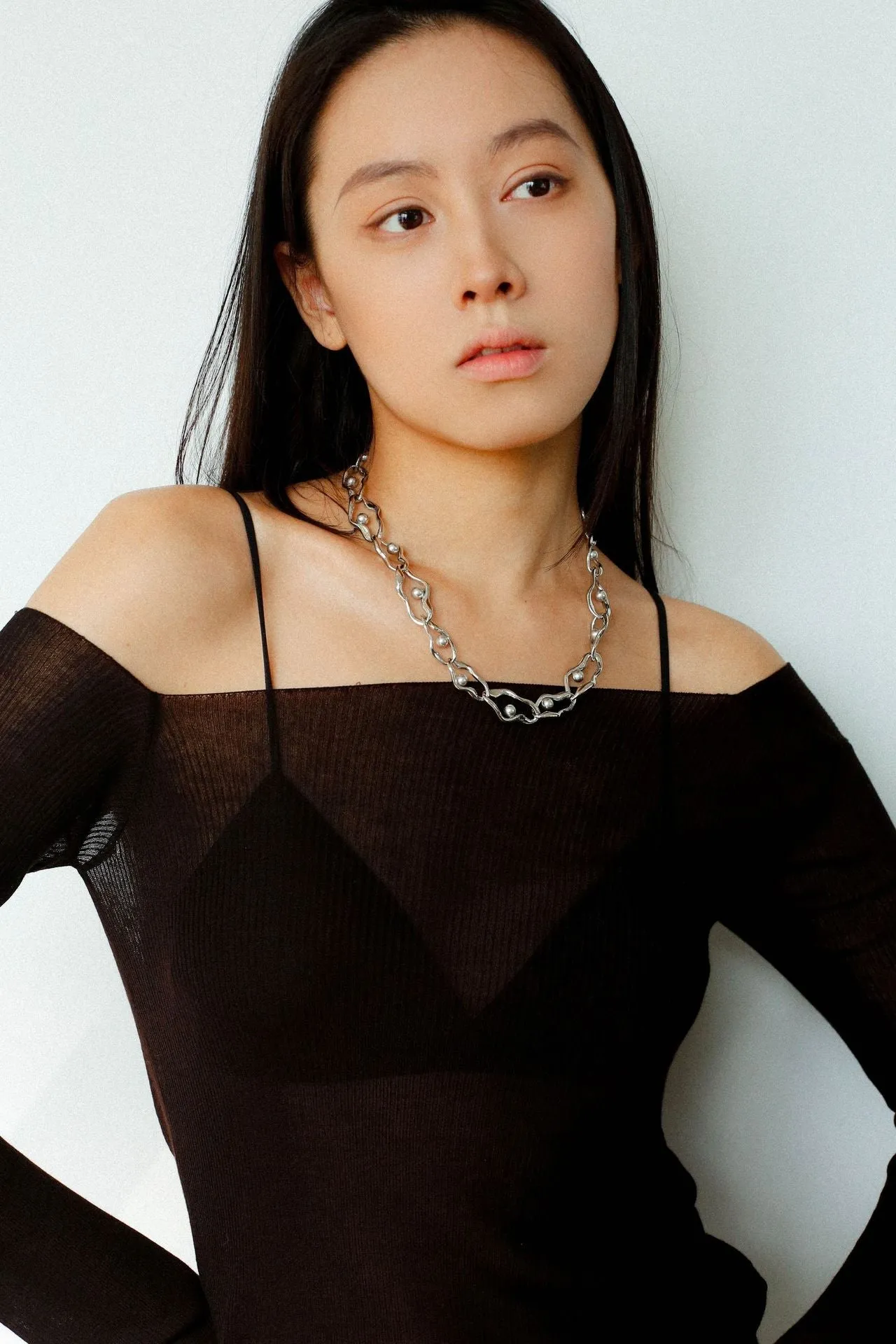 Geometric Twisted Grey Pearl Chain Necklaces