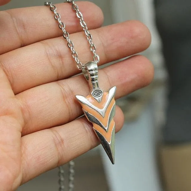 Glow in the Dark Chain Arrow Pendant