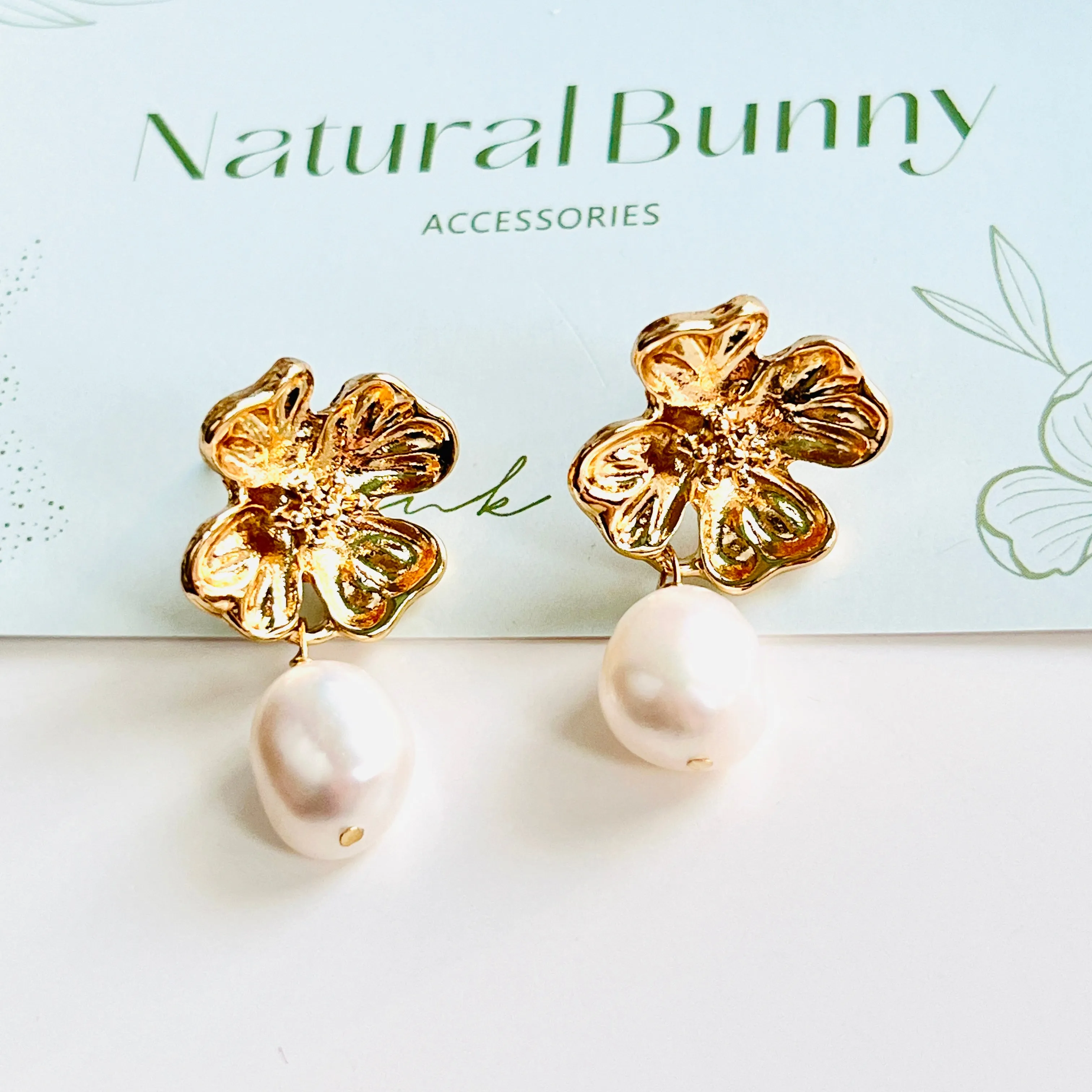 Golden Flower Pearl Dangle Earrings