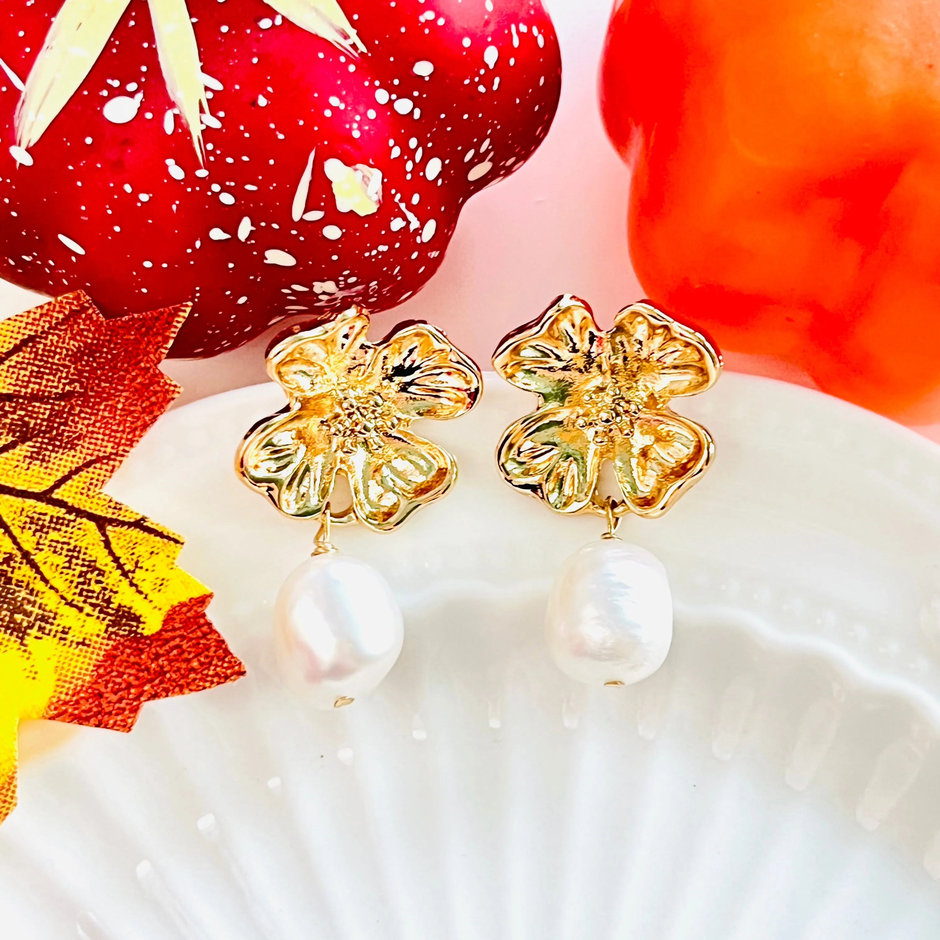 Golden Flower Pearl Dangle Earrings