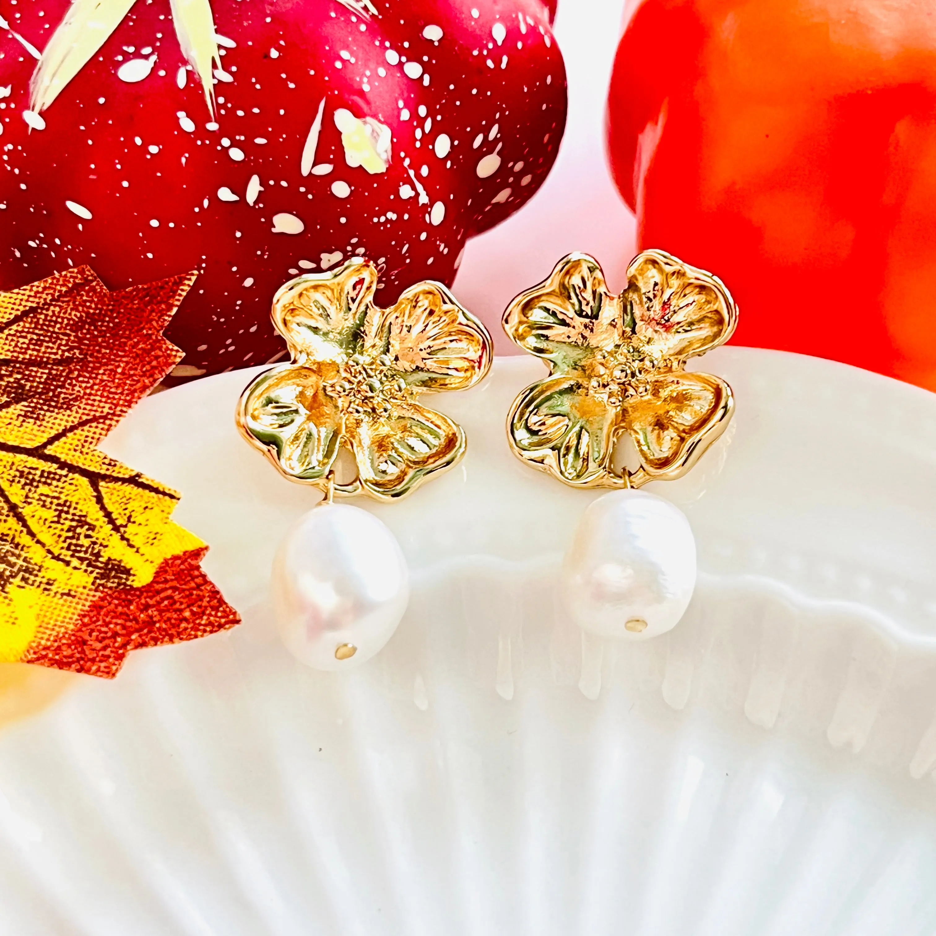 Golden Flower Pearl Dangle Earrings