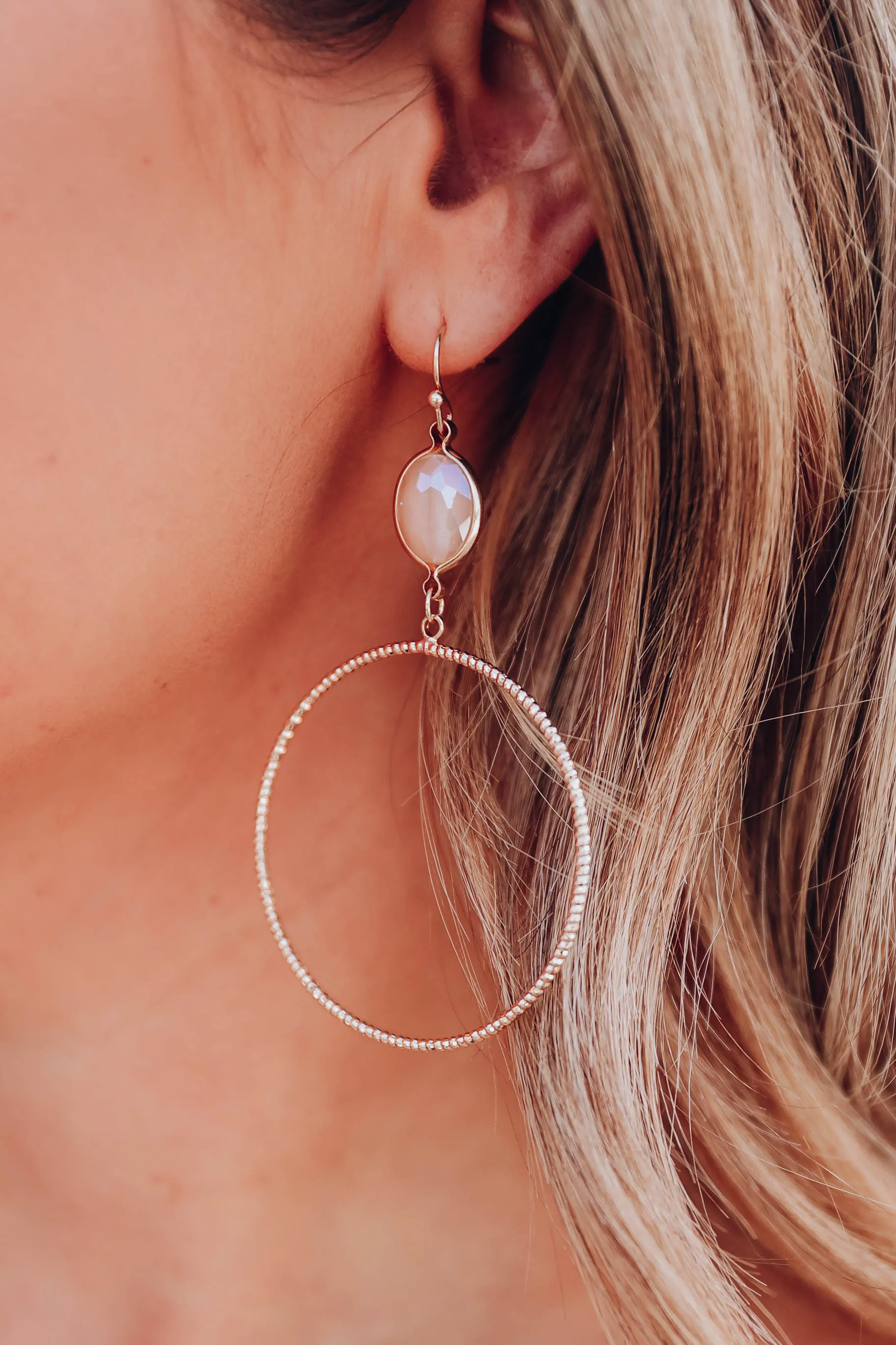 Helina Hoop Earrings - Peach