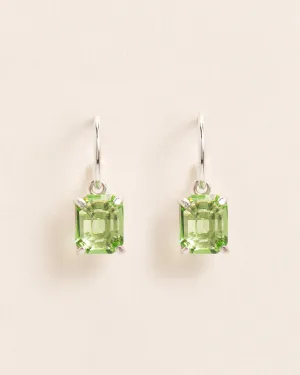 Hoop earrings with peridot crystal in silver