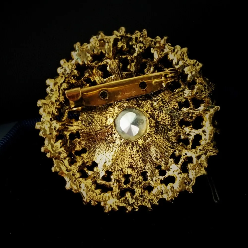 Jewelblings Edwardian Jewelry Domed Red Crystal Stone Round Brooches Gold Tone Filigree Rope Circlet Vintage Floral Broach Pin for Men Suit