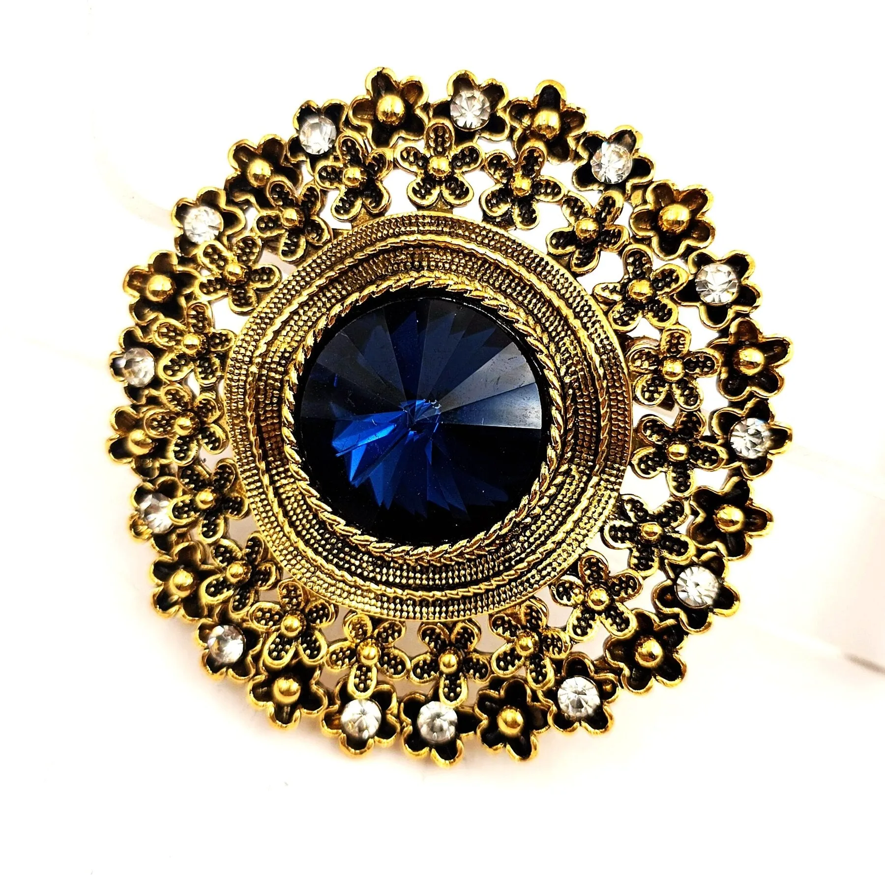 Jewelblings Vintage Look Floral Surrounded Big Dark Blue Round Stone Domed Art Deco Brooch Pin Circlet Costume Sash Cape Coat Shawl Jewelry