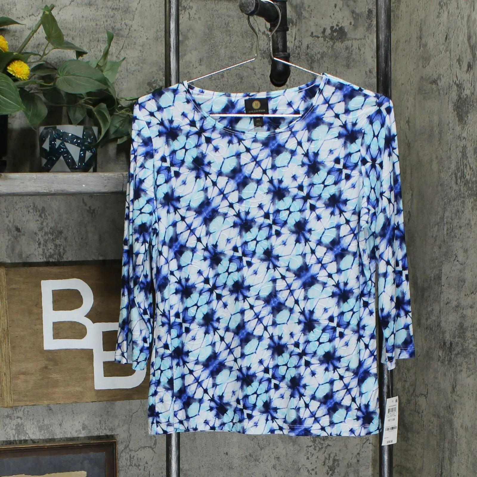 JM Collection Petite Geo Textured Jacquard Popover Knit Top