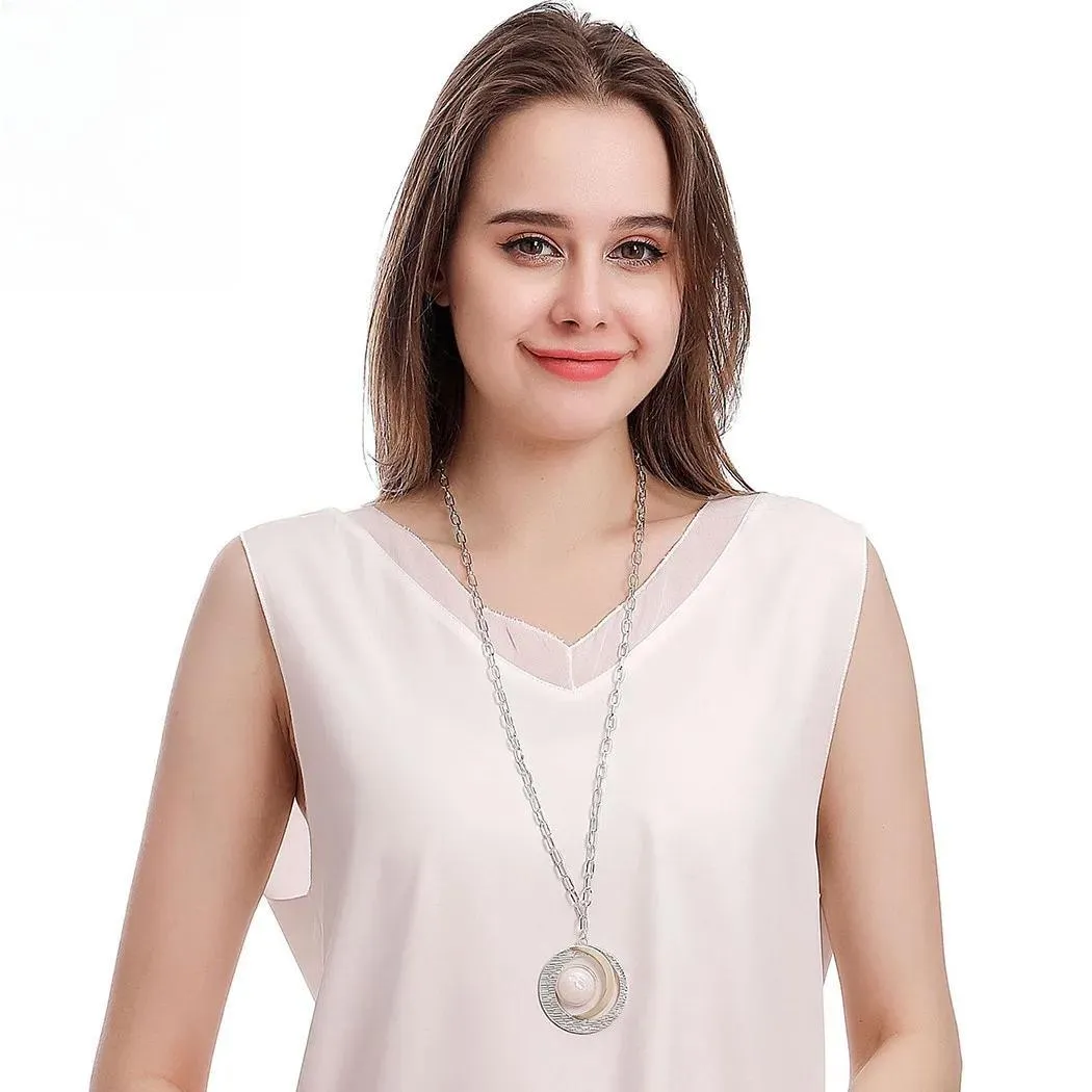 Long Chains Geometric Necklace with Big Bead