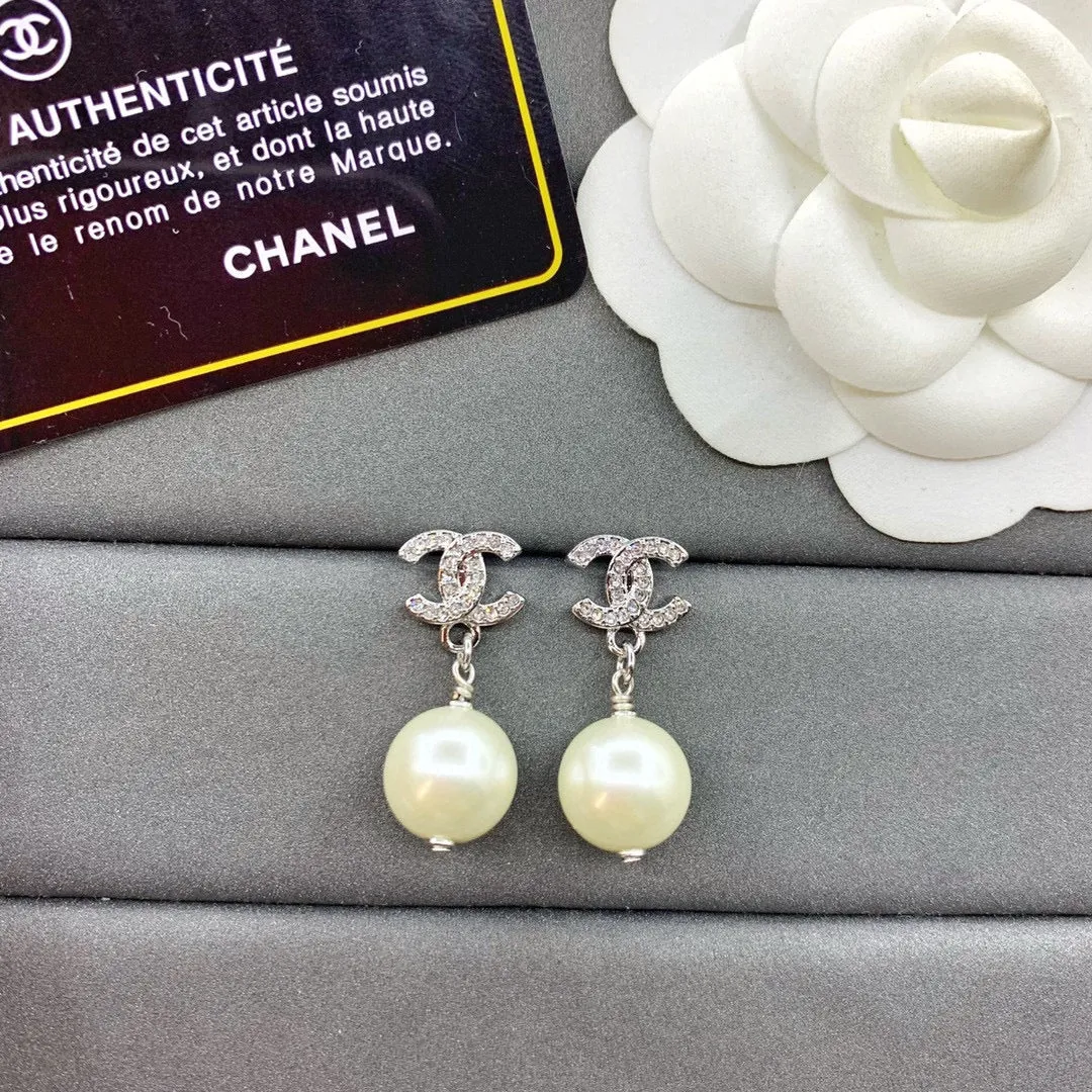 Luxury Pearl Tassel Earrings