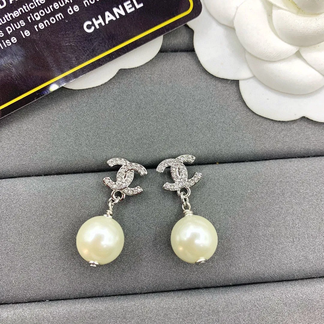 Luxury Pearl Tassel Earrings