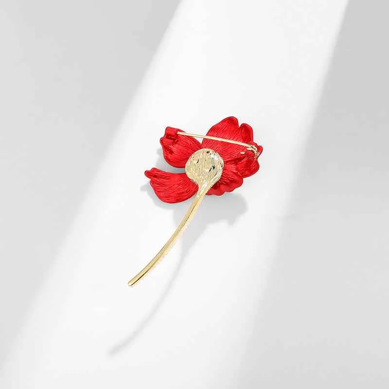 Luxury Zircon Red Hibiscus Brooch – Elegant Floral Pin