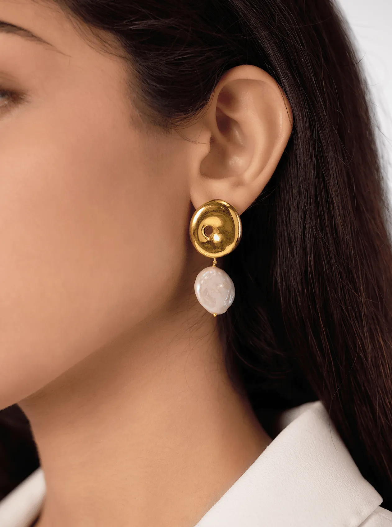 Miroir Pearl Drop Earrings