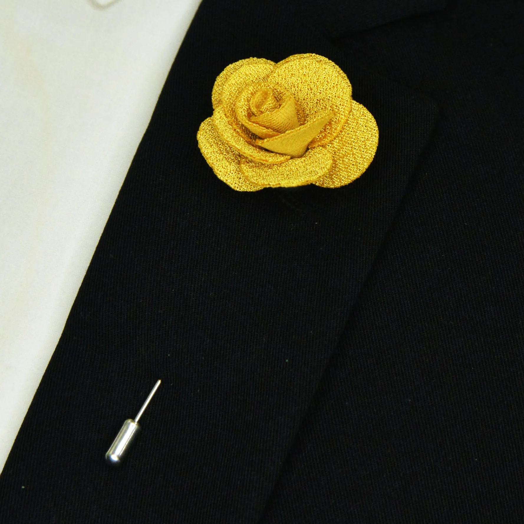 MUSTARD FLORAL LAPEL PIN