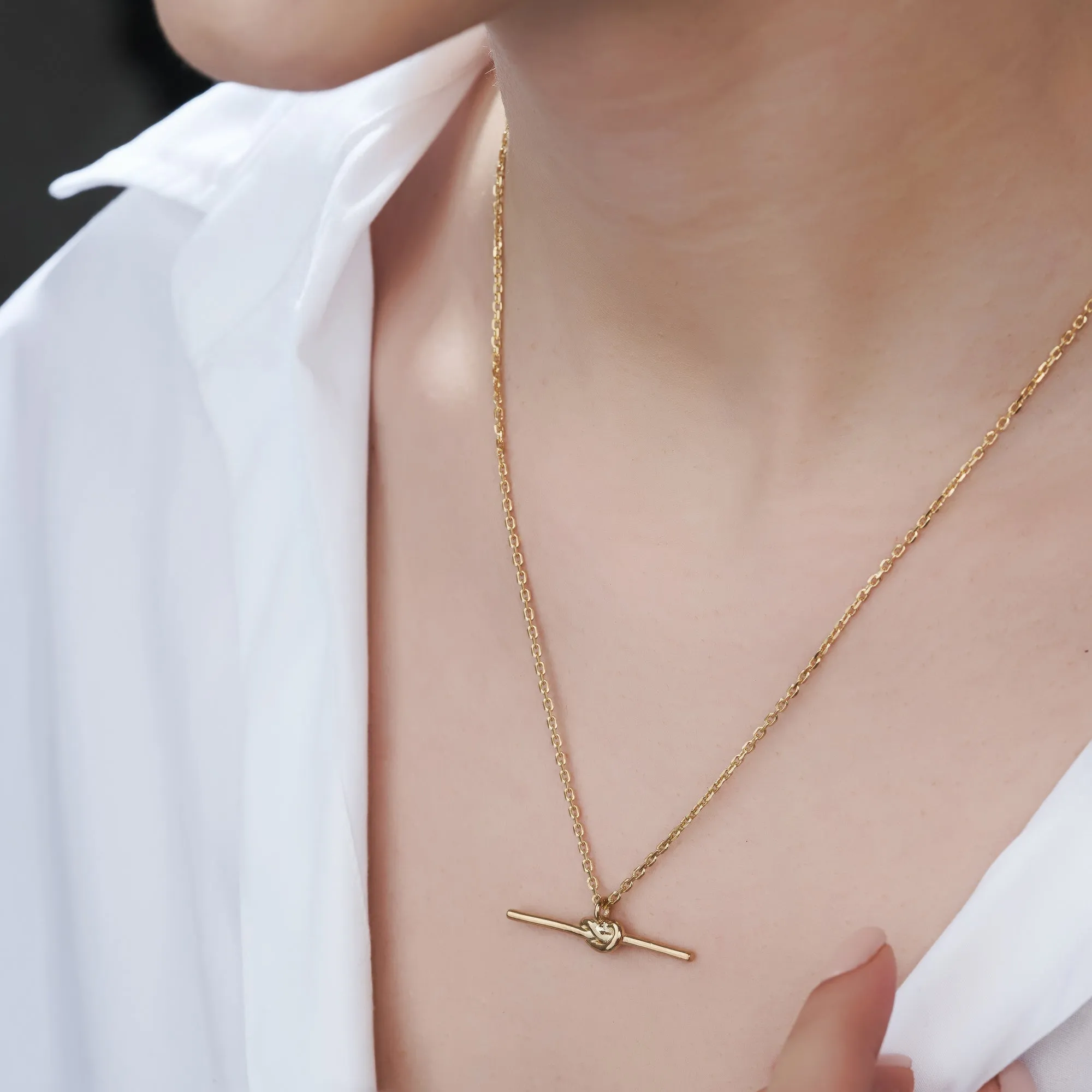 Mysha Knot Bar Pendant