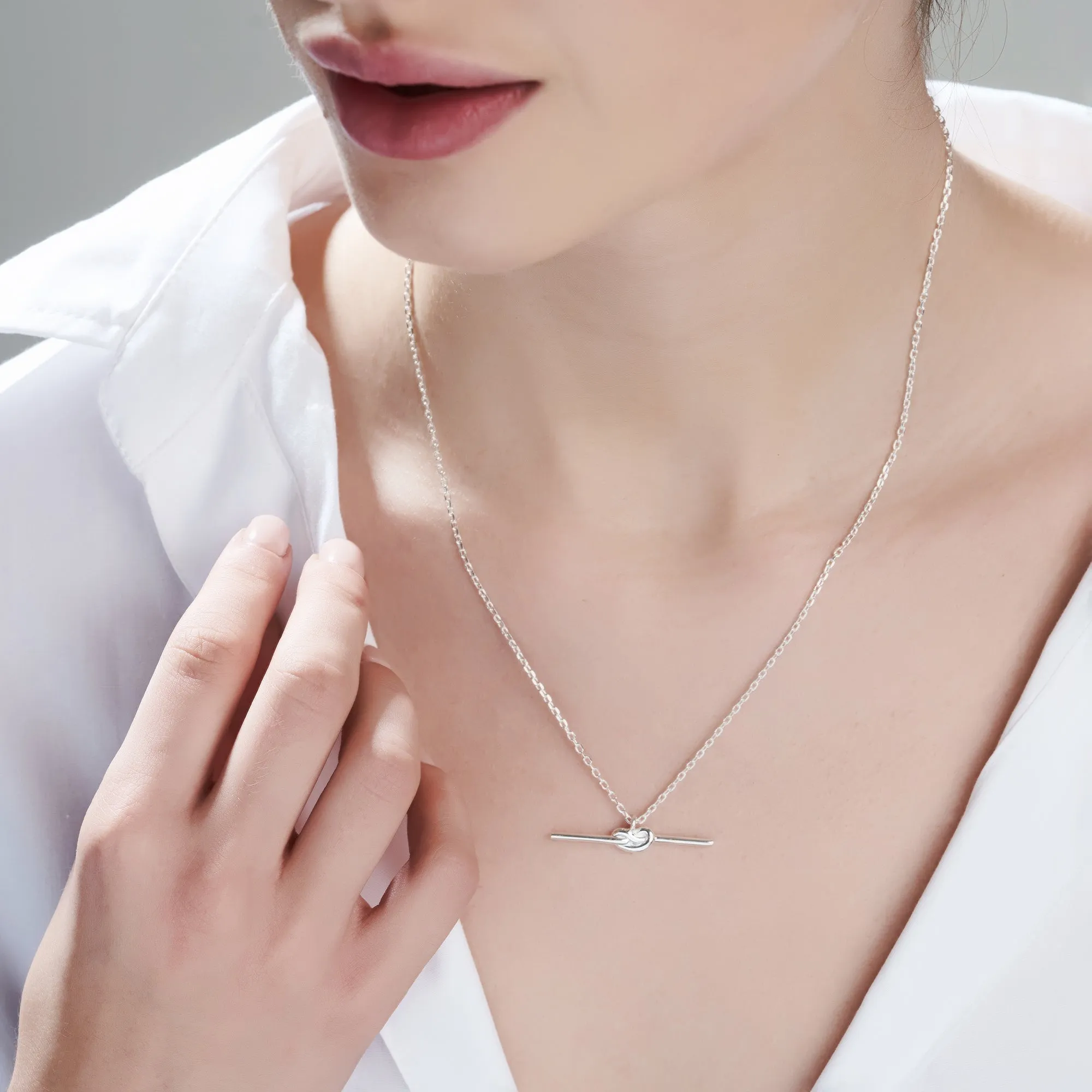 Mysha Knot Bar Pendant