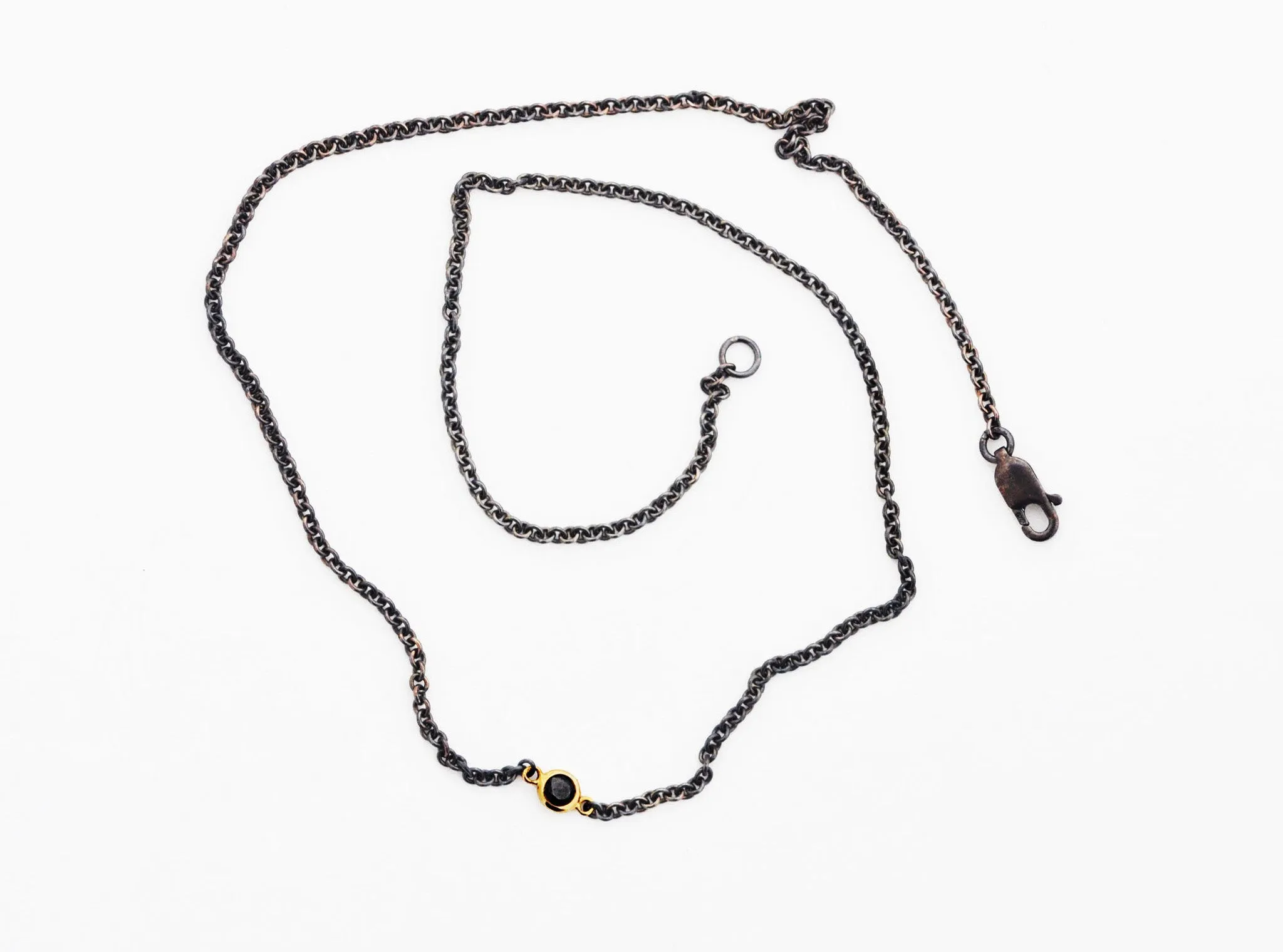 necklace / silver   small gemstone in gold bezel