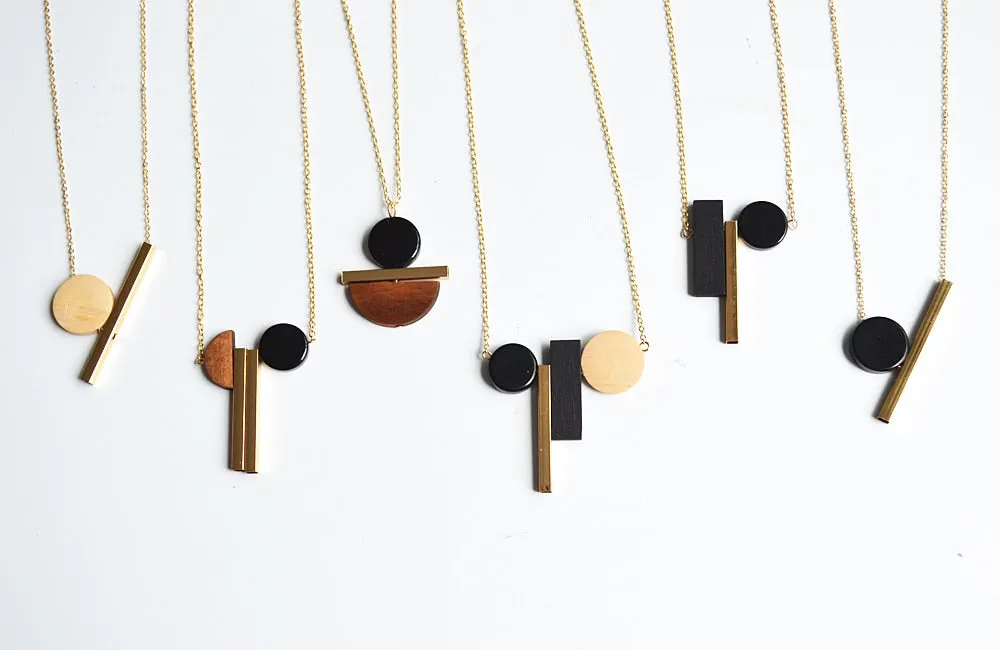 New Geometric Wooden Resin Long Chain